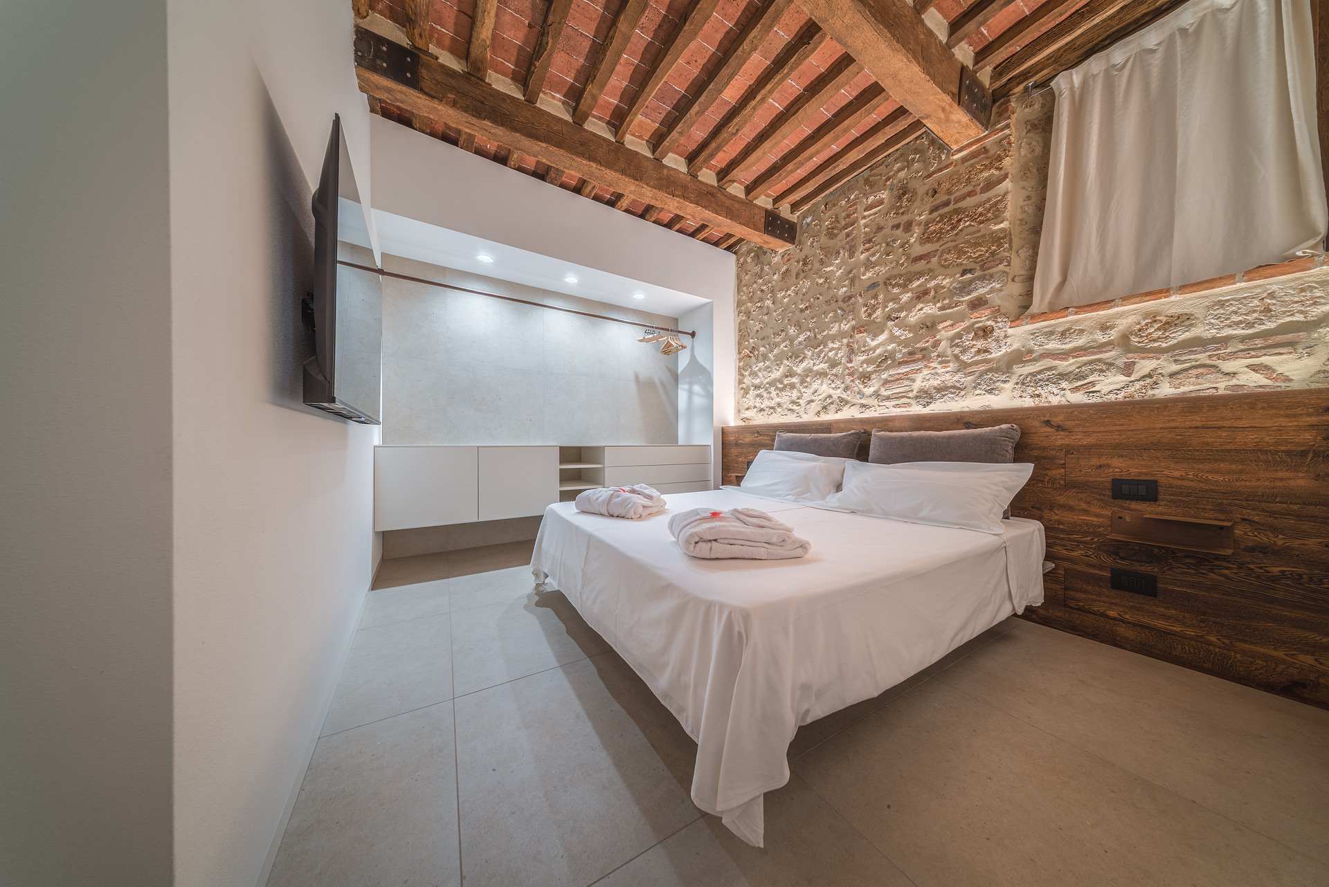 Romantic private loft for two with an indoor SPA in Tuscany